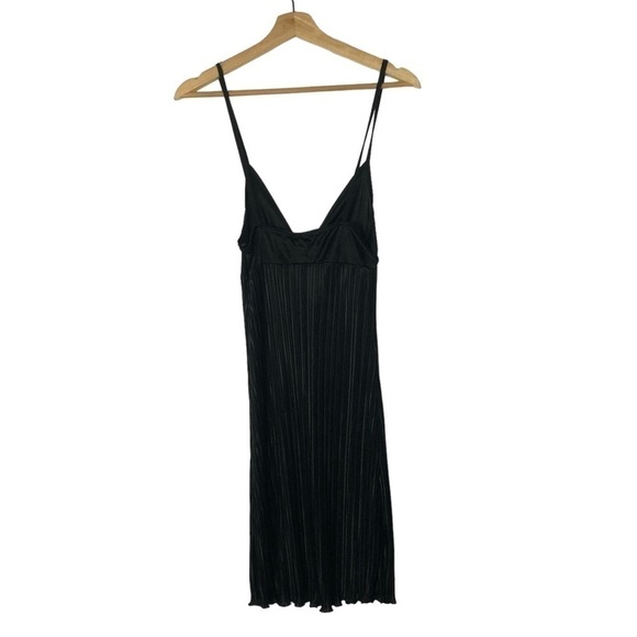 Closet Y2K Black Pleated Babydoll Satin Slip L - Picture 2 of 3